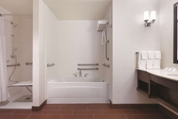 Images Hilton Garden Inn Rochester Downtown