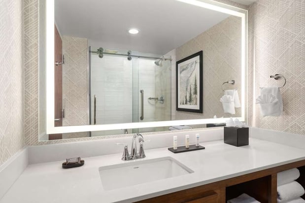 Images Embassy Suites by Hilton Portland Airport