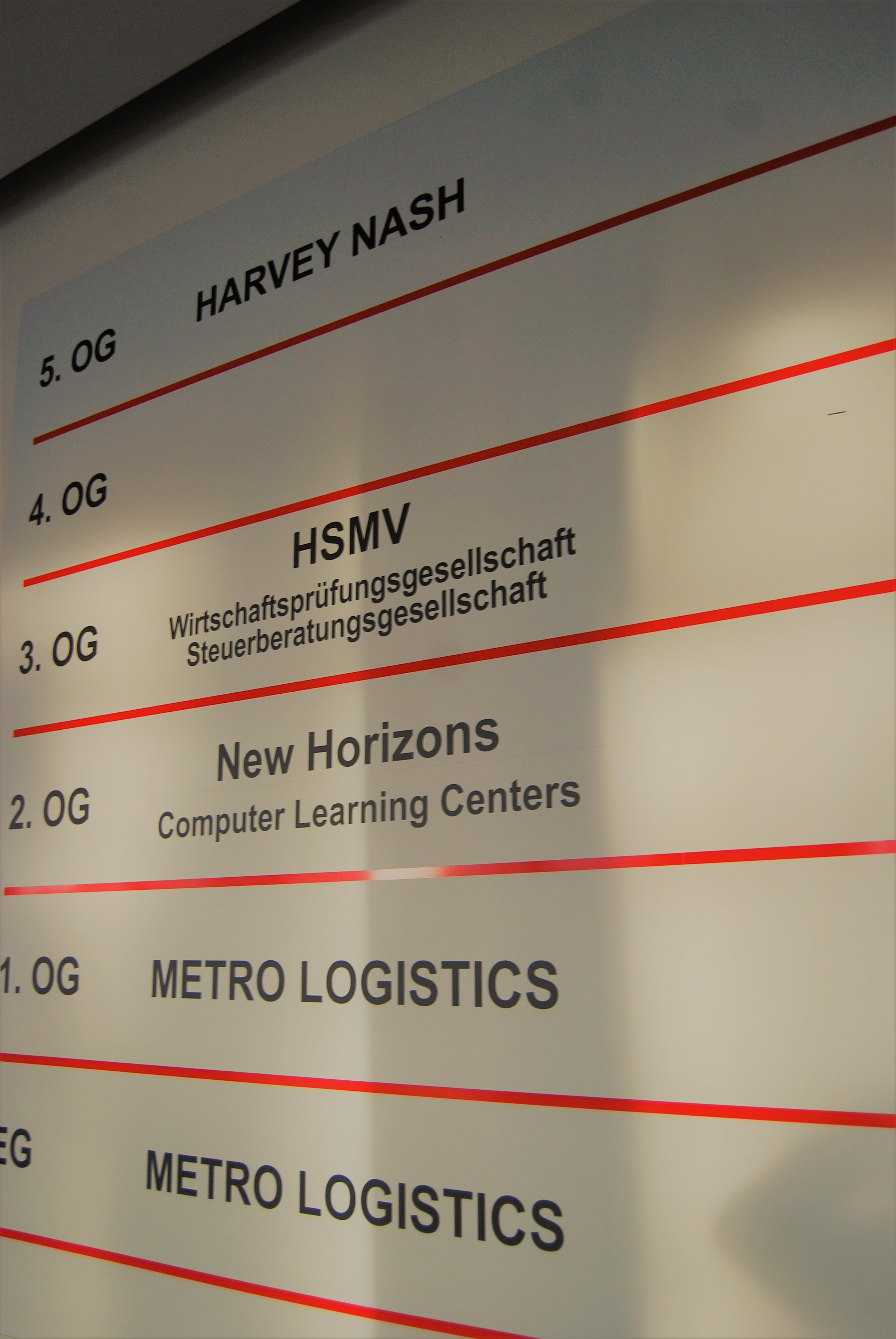 New Horizons, Grafenberger Allee 337b in Düsseldorf