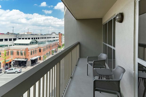 Images Hampton Inn & Suites Memphis-Beale Street