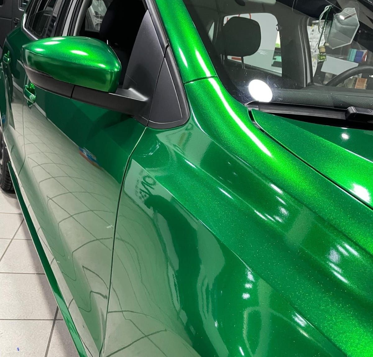 NOYFA Car Center & 2 D Digitaldruck, Welser Straße 17 in Leonding