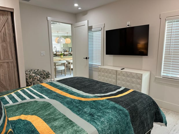 Images Purposely Placed Home Staging & Design