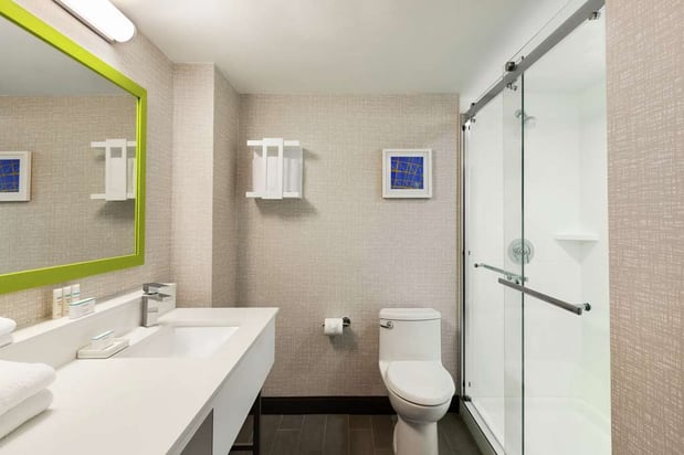 Images Hampton Inn & Suites Ft. Lauderdale Airport/South Cruise Port