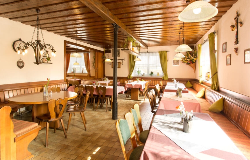 Gasthof Englberger, Bahnhofstr. 35 in Sünching