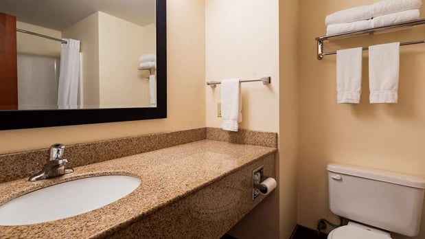 Images Best Western Nittany Inn Milroy