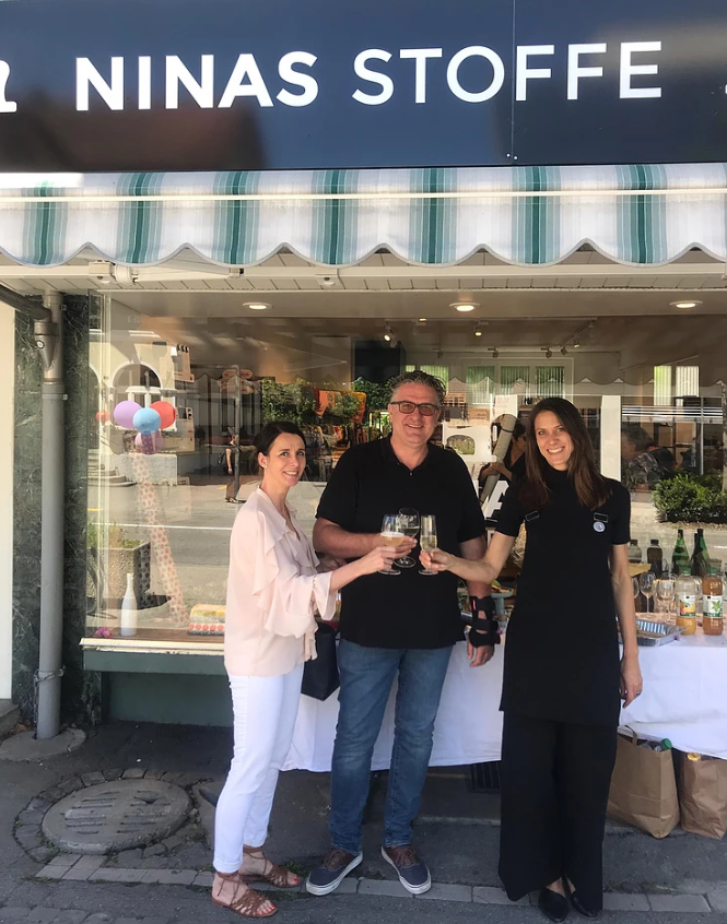 ninas stoffe gmbh, Hauptstrasse 12 in Lyss