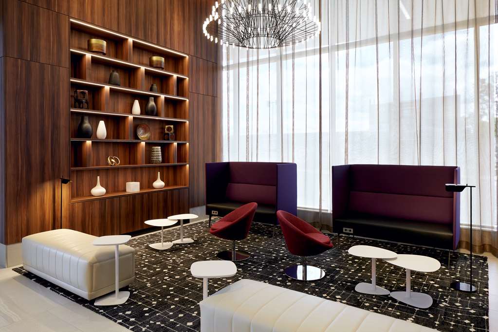 Hilton Garden Inn Montreal Midtown