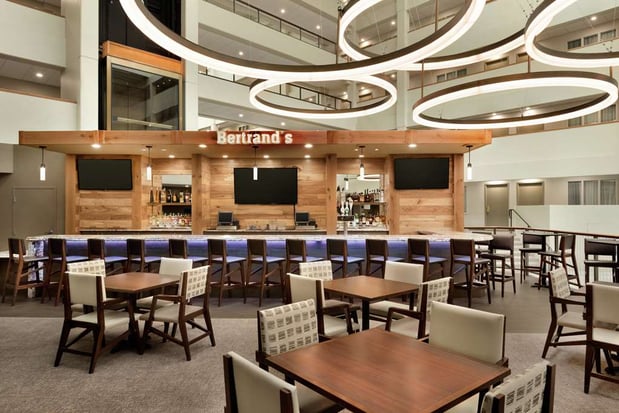 Images Embassy Suites by Hilton Milwaukee Brookfield