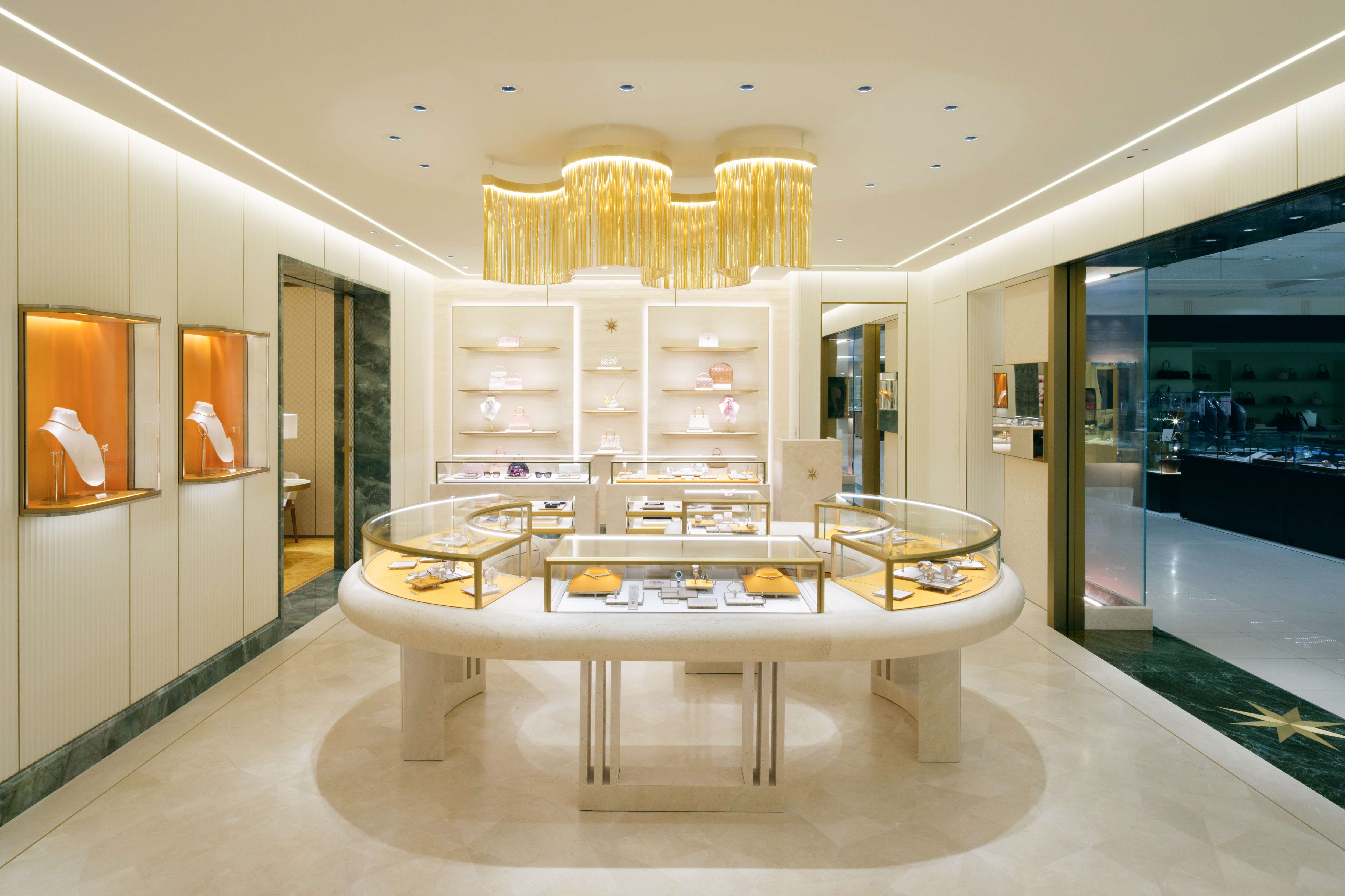 Images ブルガリ 札幌大丸店