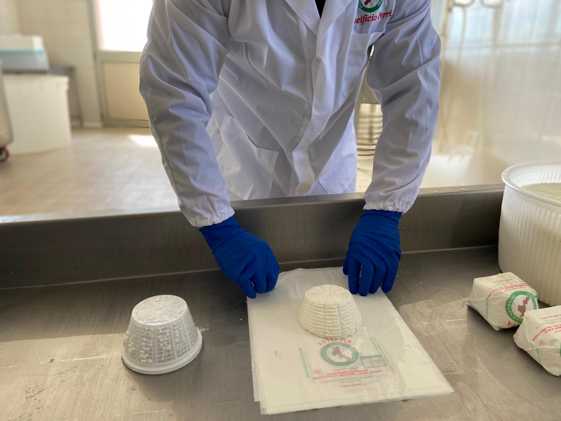 Images Caseificio Perri