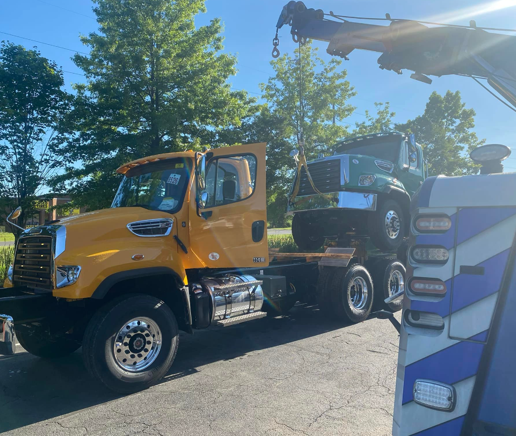 Contact us for Towing Services!