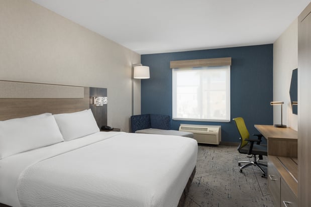 Images Holiday Inn Express & Suites Sacramento NE Cal Expo by IHG