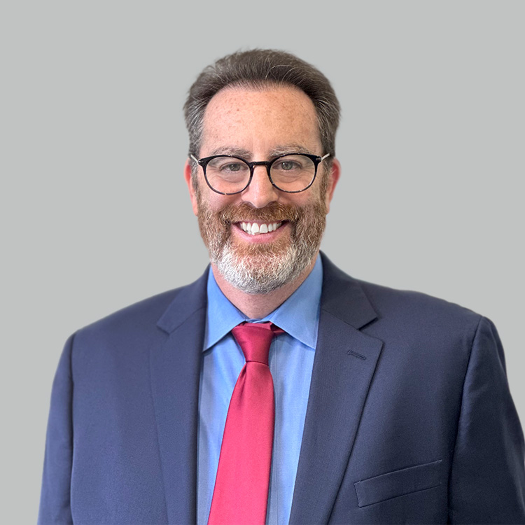 Headshot of Jason Gernstetter, a wealth advisor at Chase