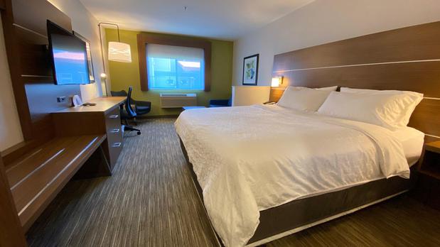 Images Holiday Inn Express & Suites Park City, an IHG Hotel