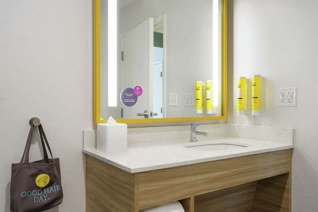 Images Tru by Hilton Sandusky