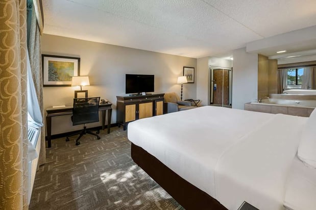 Images Best Western Detroit Livonia