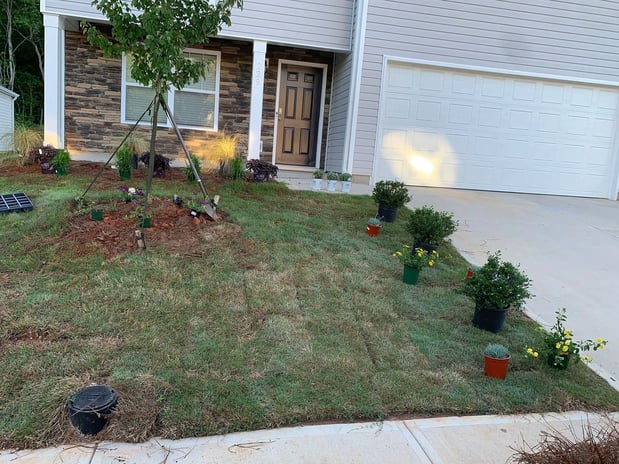 Images Red Lab Lawn Care, LLC.