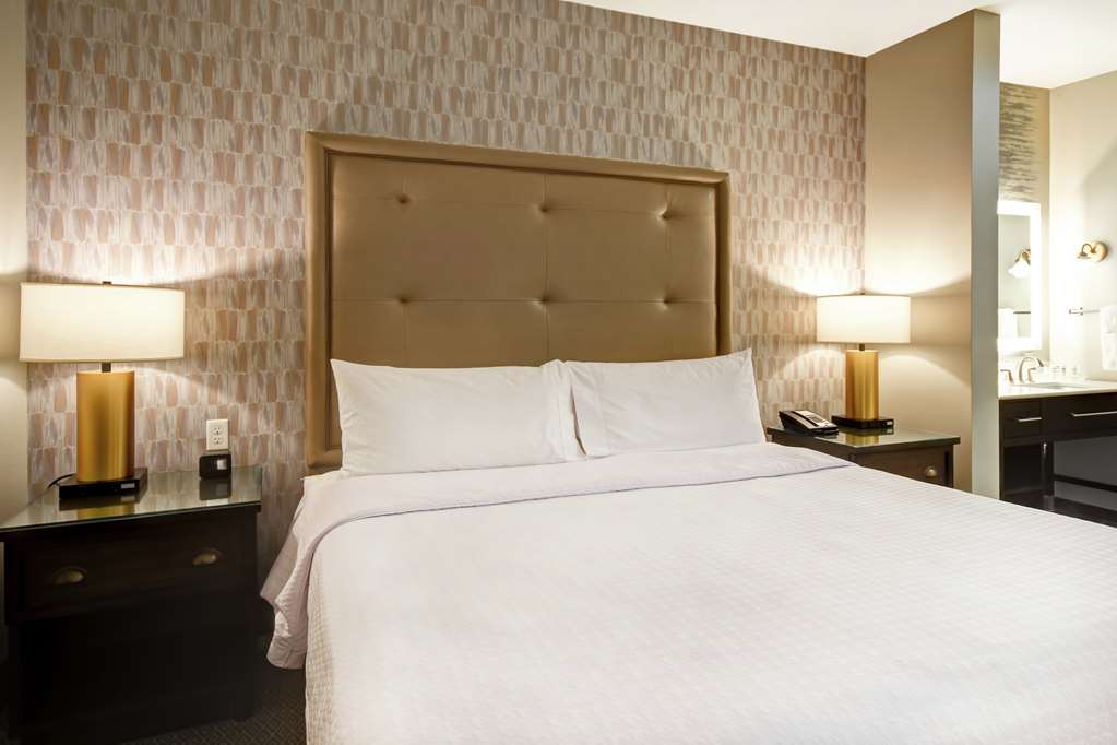 Guest room Homewood Suites by Hilton Dallas/Arlington South Arlington (817)465-4663