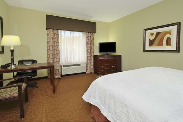 Images Hampton Inn & Suites Conroe - I-45 North