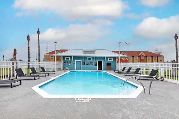 Images Candlewood Suites Aransas Pass by IHG