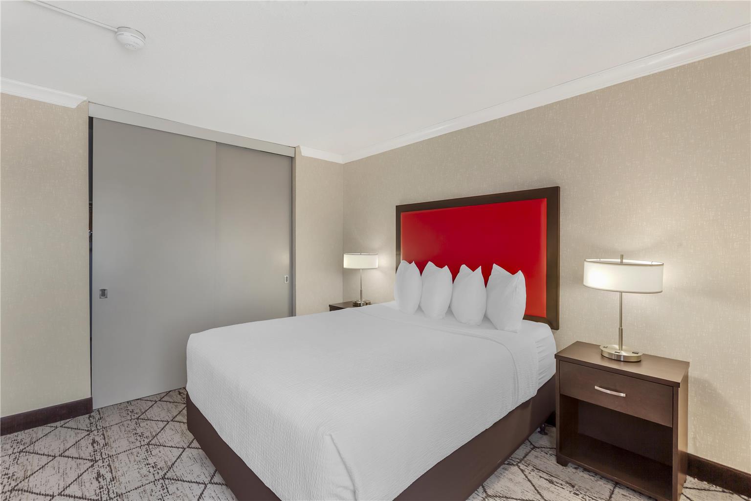 Images Best Western Plus Rose City Suites