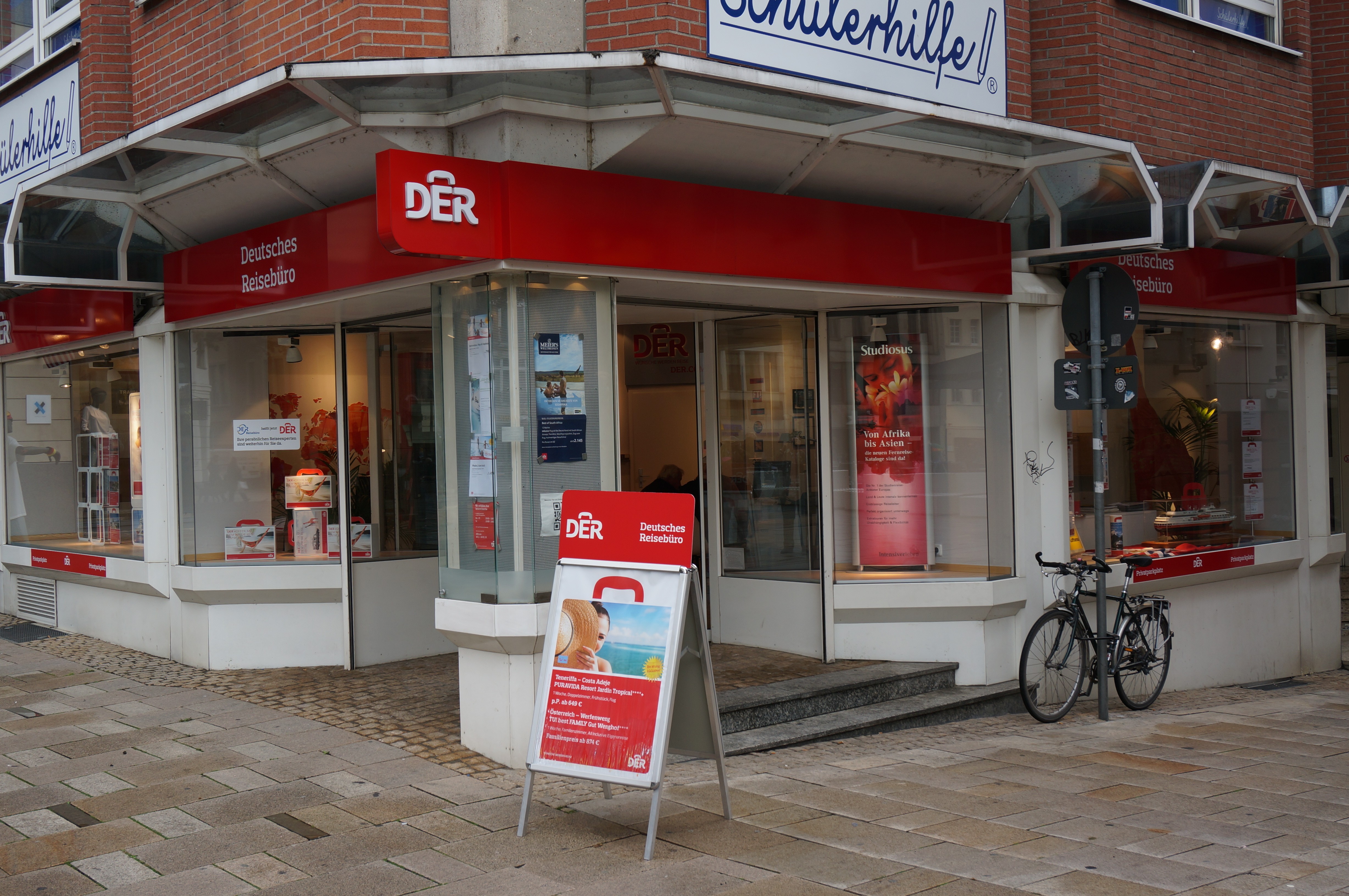 DERTOUR Reisebüro, Mauritiusplatz 1 in Wiesbaden