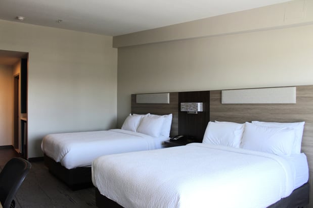 Images Holiday Inn Express Bakersfield by IHG