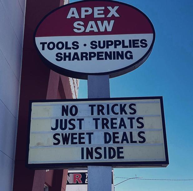 Images Apex Saw and Tool