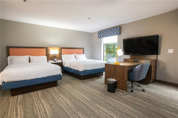 Images Hampton Inn & Suites Wilder