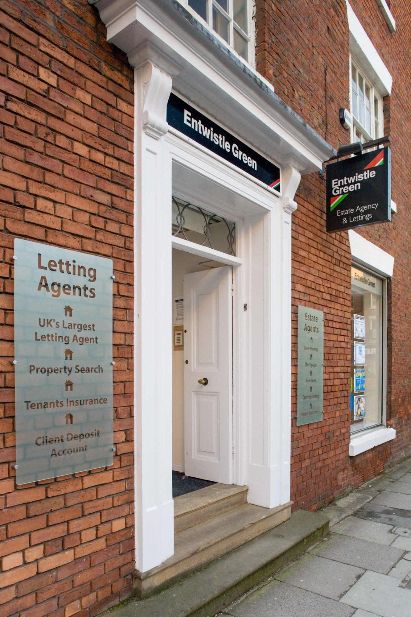 Images Entwistle Green Sales and Letting Agents Preston