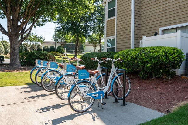 Images Grove at Stonebrook Apartments & Townhomes