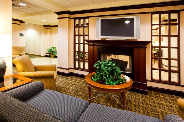 Images Holiday Inn Express Syracuse Airport, an IHG Hotel