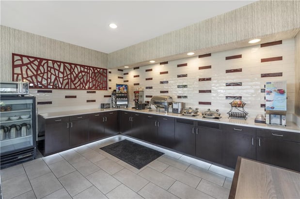 Images Best Western Plus Castlerock Inn & Suites
