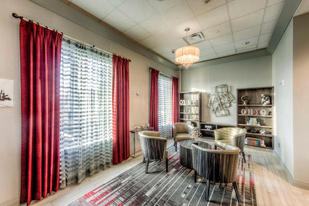 Images Staybridge Suites Columbus OSU-Medical Center by IHG