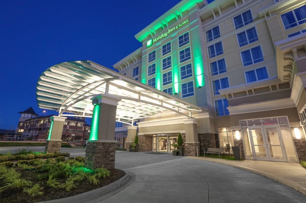 Images Holiday Inn & Suites East Peoria by IHG