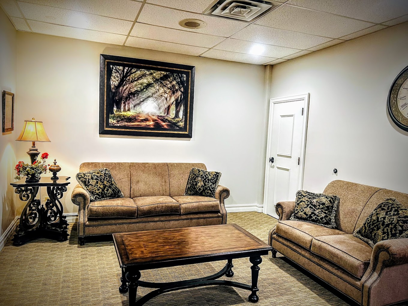 Waiting room for Schaudt funeral and cremation
5757 S Memorial Dr, Tulsa, OK 74145, USA