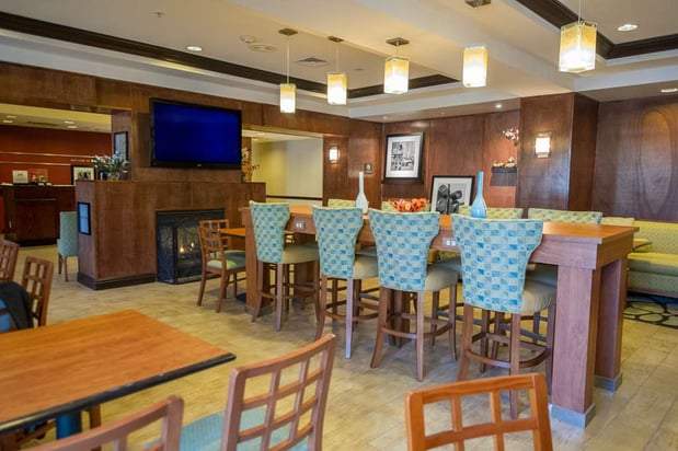 Images Hampton Inn Brattleboro