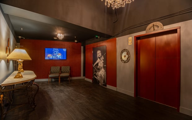 Images 1923 Prohibition Bar