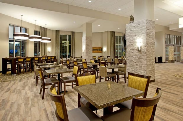 Images Hampton Inn & Suites Minneapolis/Downtown