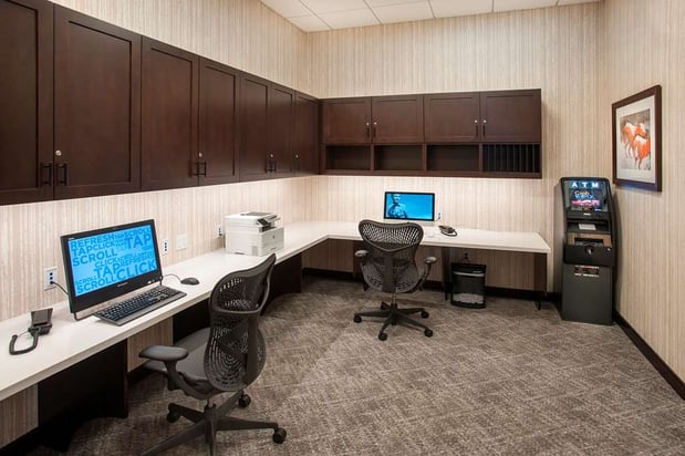 Images Hilton Garden Inn Burbank Los Angeles