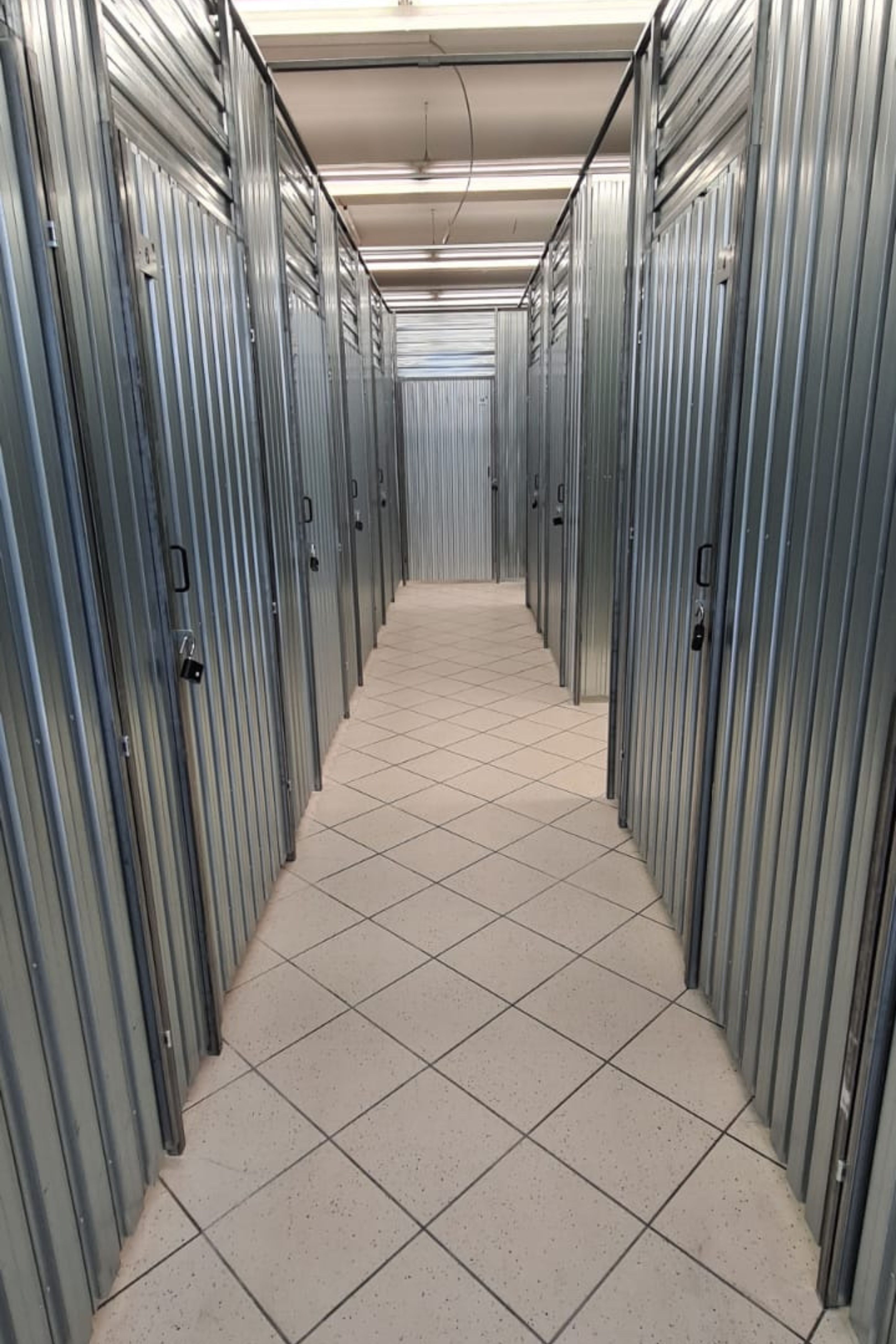 Storebox - Dein Lager nebenan, Rheingönheimer Str. 108 in Ludwigshafen am Rhein