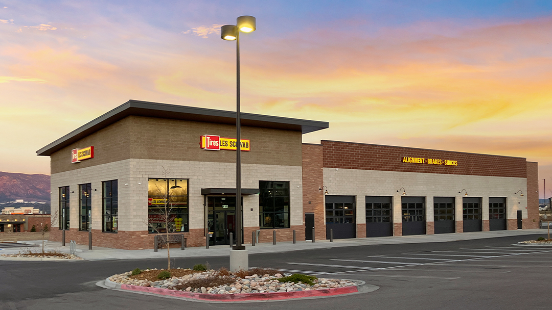 Les Schwab Tire Center