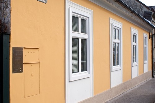 Malermeister Harald Novak, Hauptstraße 42 in Maria Enzersdorf