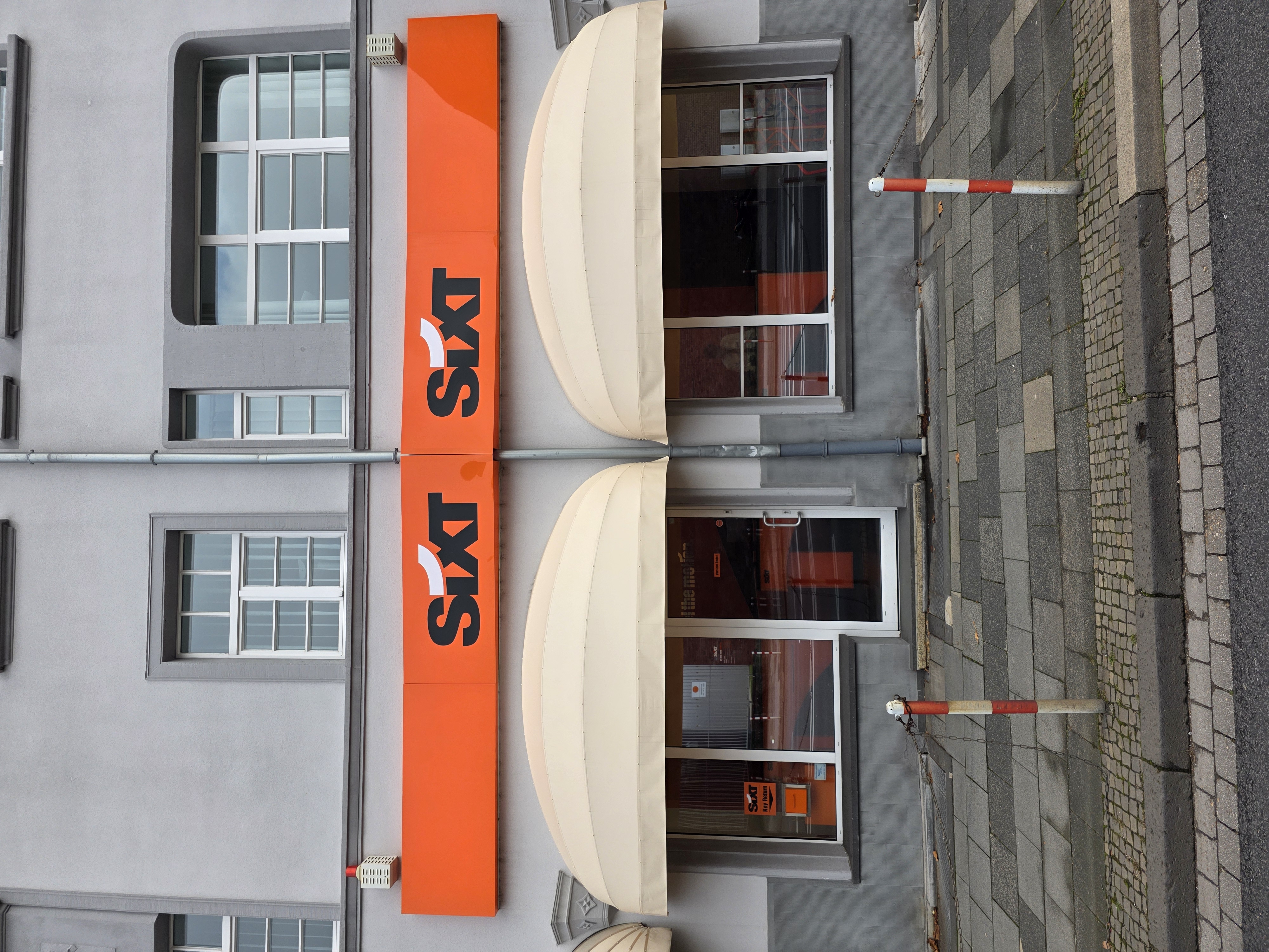 SIXT Autovermietung Leverkusen, Friedrich-Ebert-Str. 327 in Leverkusen