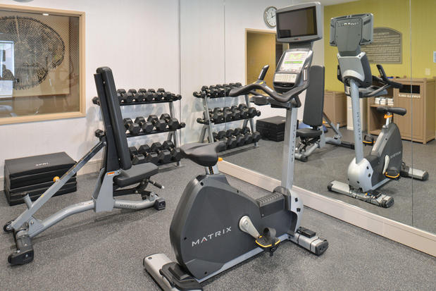 Images Holiday Inn Express & Suites Lafayette by IHG