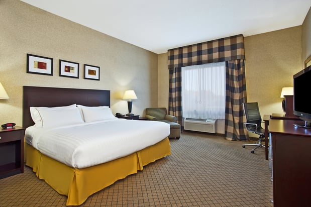 Images Holiday Inn Express & Suites Anderson by IHG