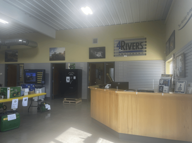 Images 4Rivers Equipment