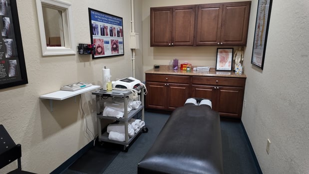 Images Lake Worth Injury and Wellness