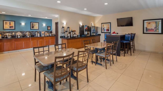 Images Best Western Gas City