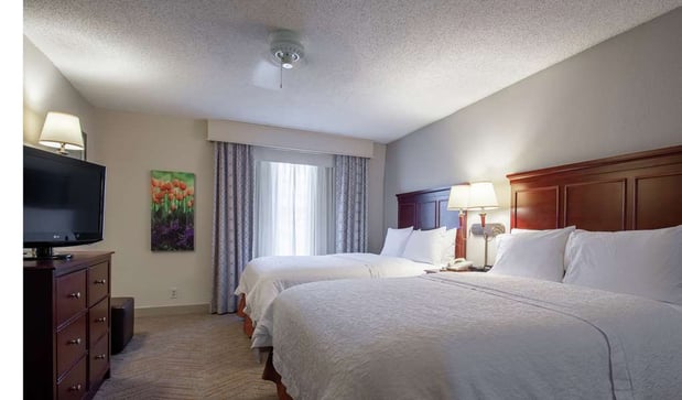 Images Hampton Inn & Suites Williamsburg-Richmond Rd.